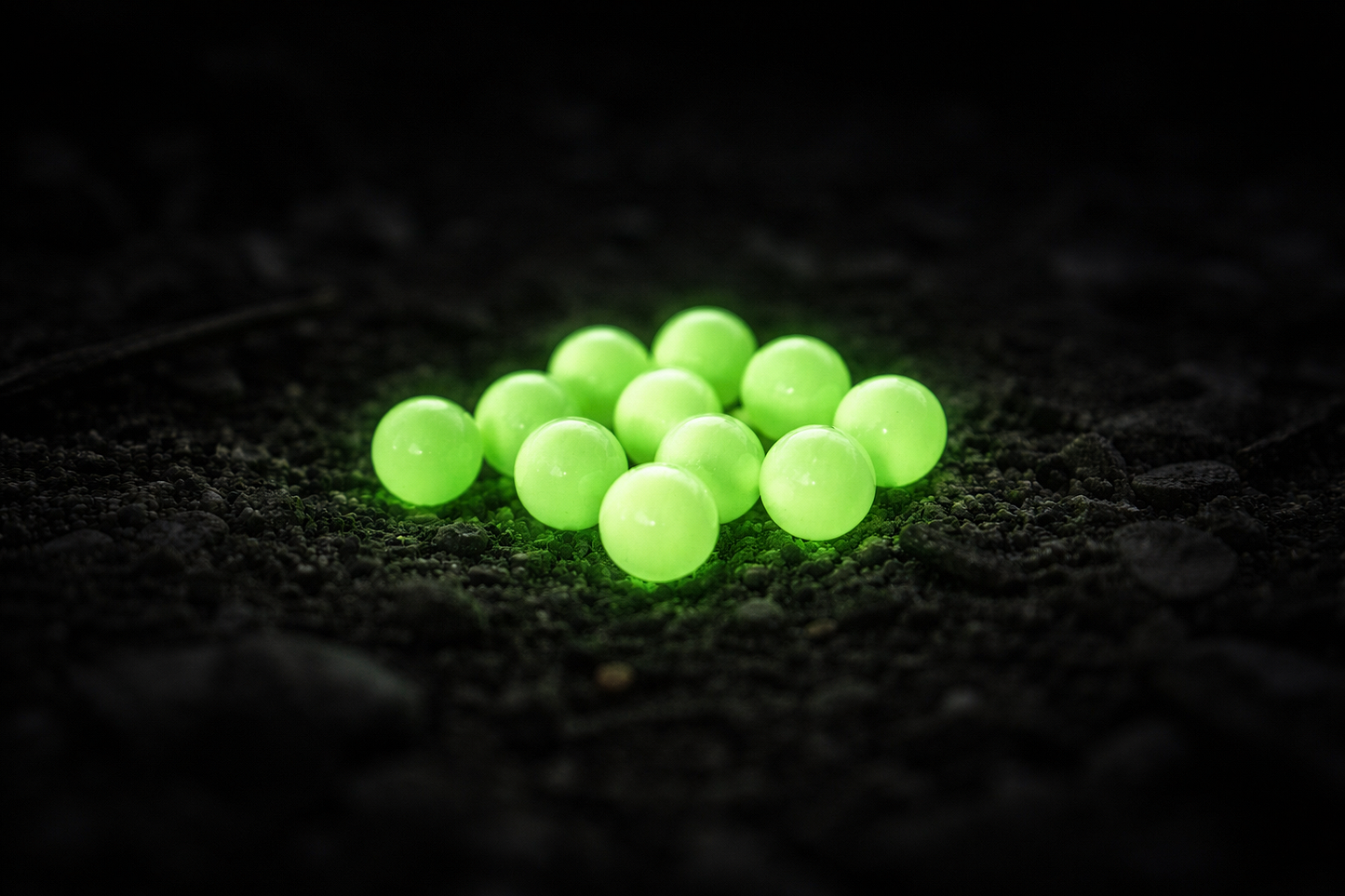 Leuchtende Tracer Airsoft-Kugeln 0,12g, 6mm – 2000 Stück grün Glow BB