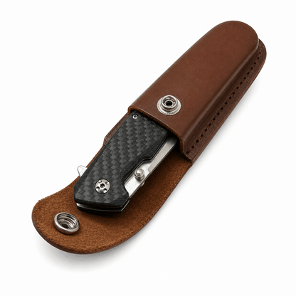 Lederholster, Messerscheide mit Gürtelknopf