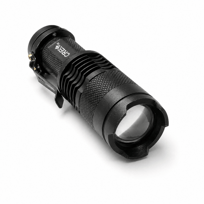 Mini-Taschenlampe Black Airsoft CREE mit wiederaufladbarem Akku und Ladegerät