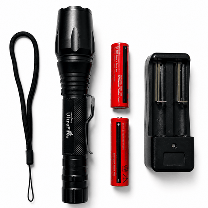 Taktische LED-Taschenlampe Black Airsoft Set mit Batterien und Ladegerät