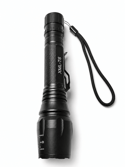 Taktische LED-Taschenlampe Black Airsoft Set mit Batterien und Ladegerät