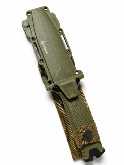 Taktisches Messer mit Holster für horizontales und vertikales Tragen